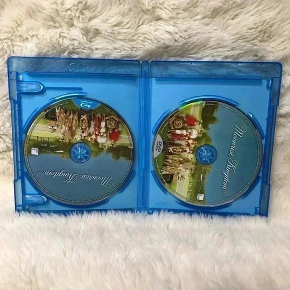 Moonrise Kingdom Blu-Ray +  DVD - Picture 5 of 5